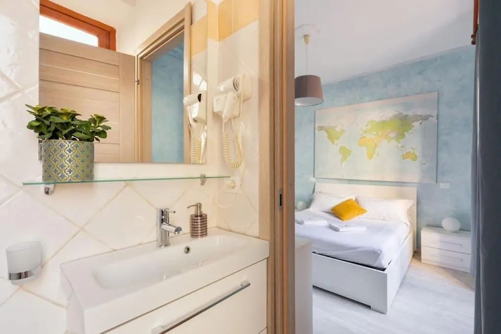 Apartment Private Room In A Guest House With Private Bathroom N4 Rome