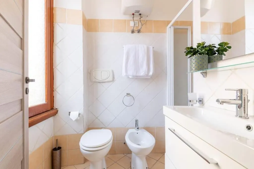 Private Room In A Guest House With Private Bathroom N4 Rome